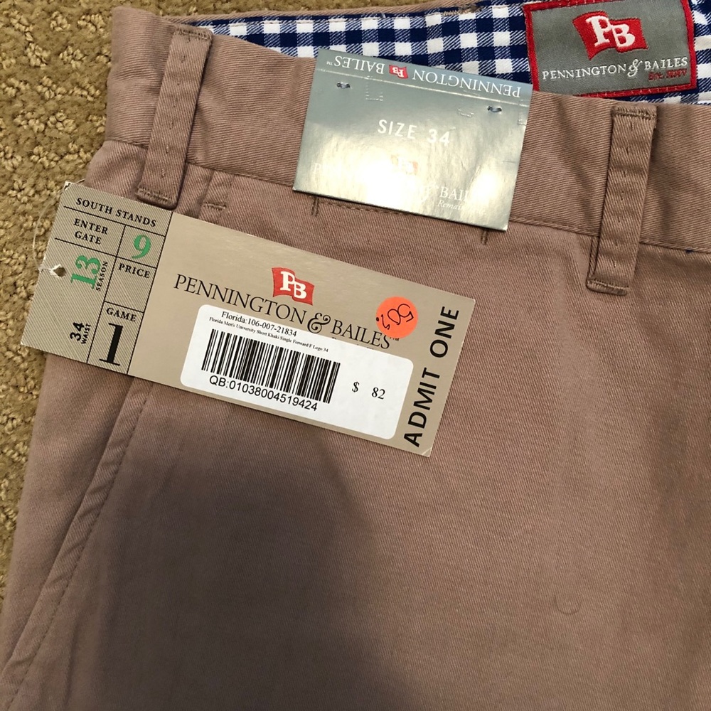 *NWT* Men’s UF “F” logo stadium khaki shorts - Picture 5 of 5